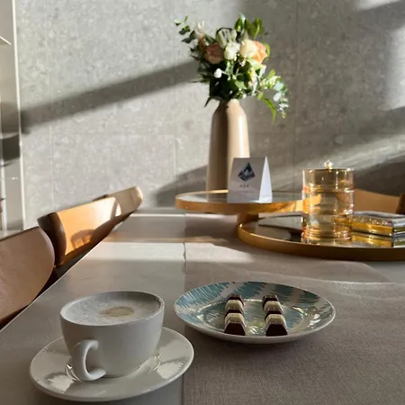 Luxury A64 Vucko Private Host Lejlighed 4*