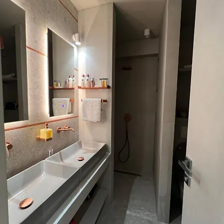 Lejlighed Luxury A64 Vucko Private Host